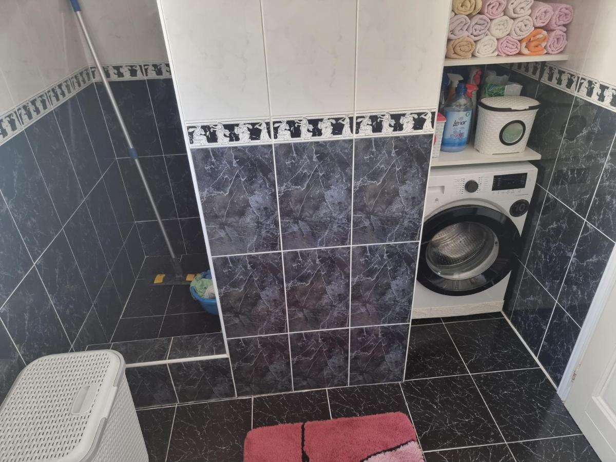 Apartmani Mina 巴尔 外观 照片
