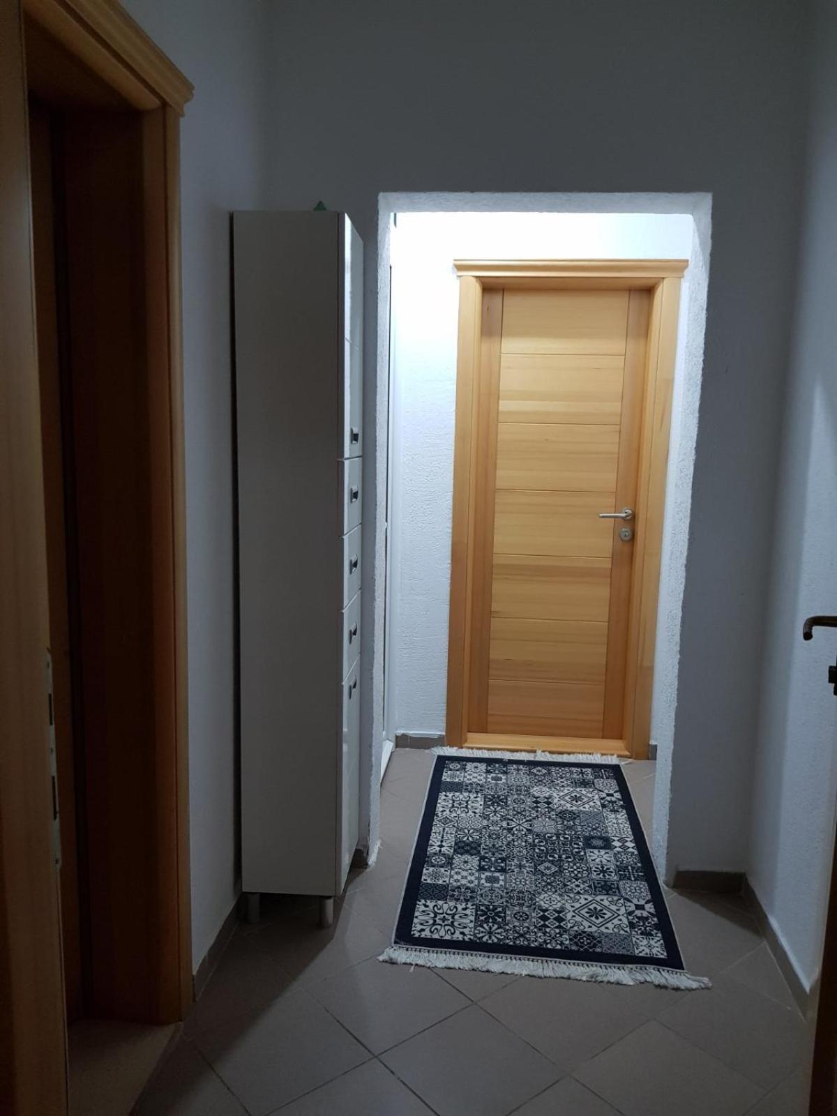 Apartmani Mina 巴尔 外观 照片