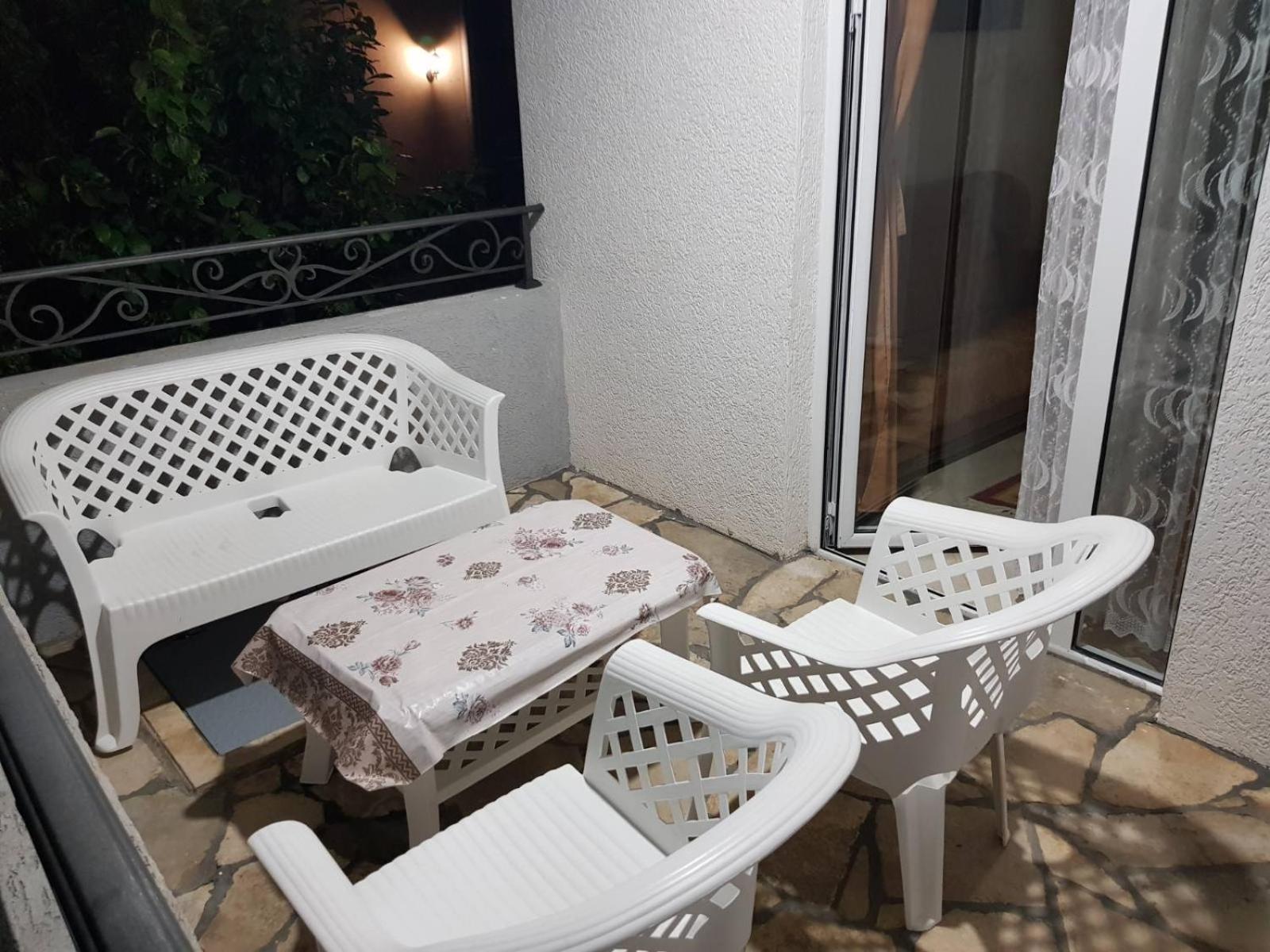 Apartmani Mina 巴尔 外观 照片